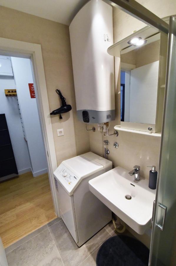Tayson Square Dorcol New Location Free Garage Apartment Beograd Ngoại thất bức ảnh