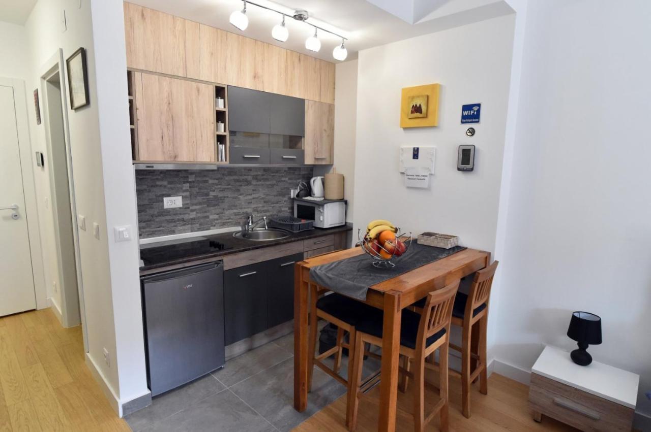 Tayson Square Dorcol New Location Free Garage Apartment Beograd Ngoại thất bức ảnh