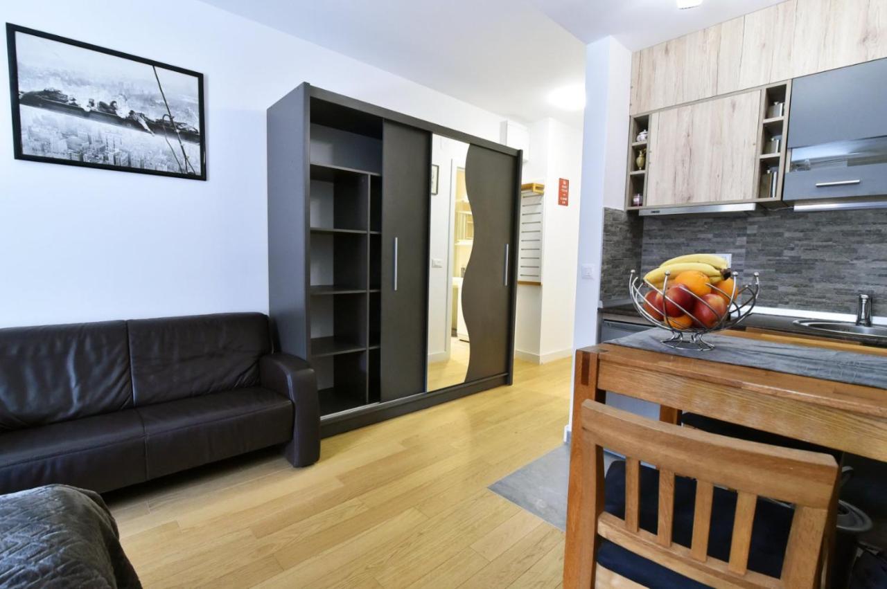 Tayson Square Dorcol New Location Free Garage Apartment Beograd Ngoại thất bức ảnh